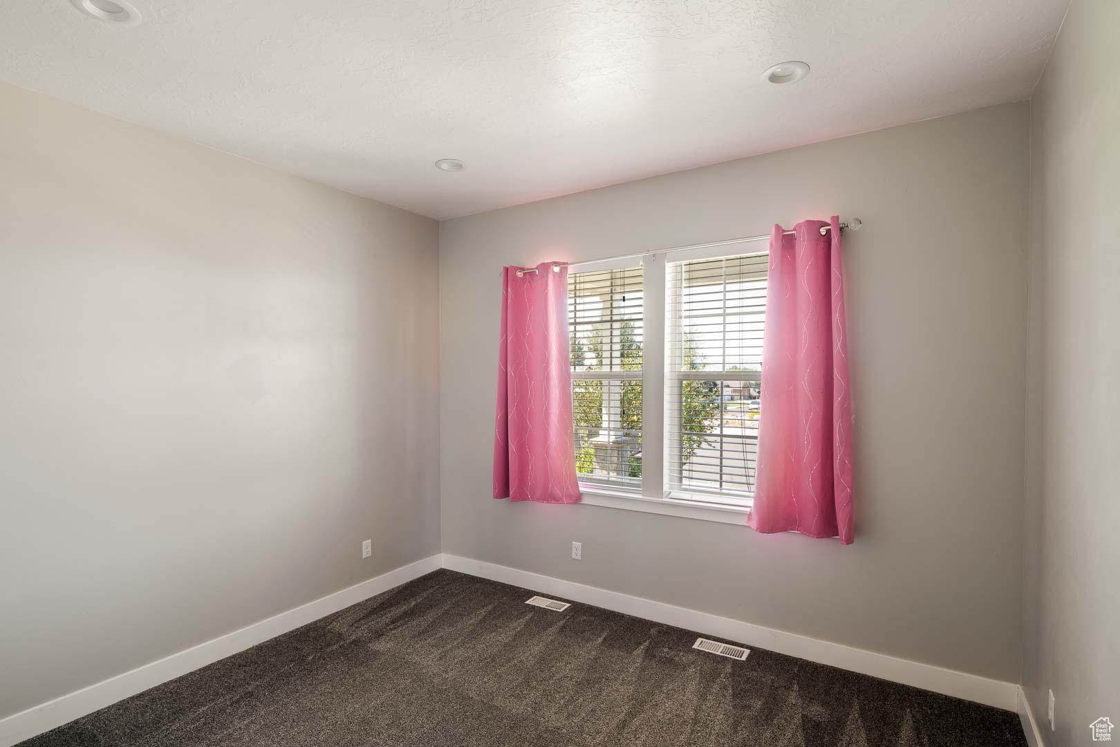 COUNTRYSIDE ESTATES - Residential