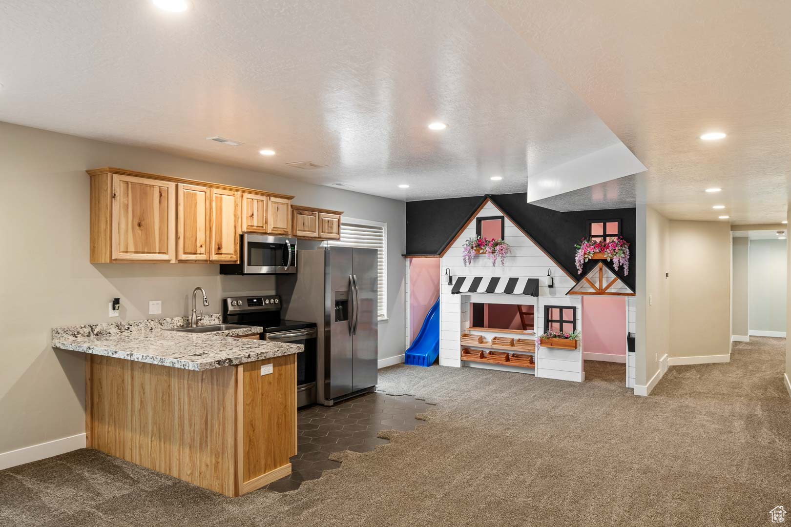 COUNTRYSIDE ESTATES - Residential