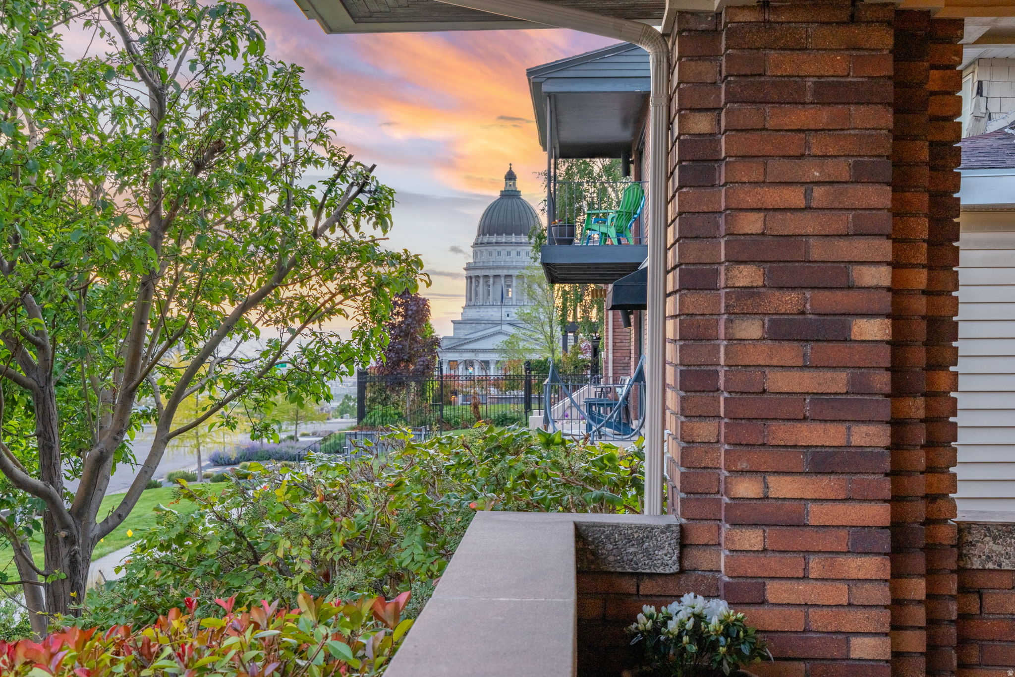 THE AVENUES - Residential