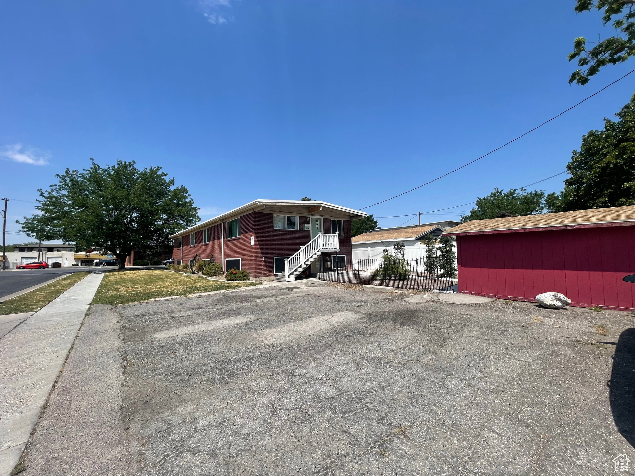 TEN ACRE PLAT A BIG - Residential Income