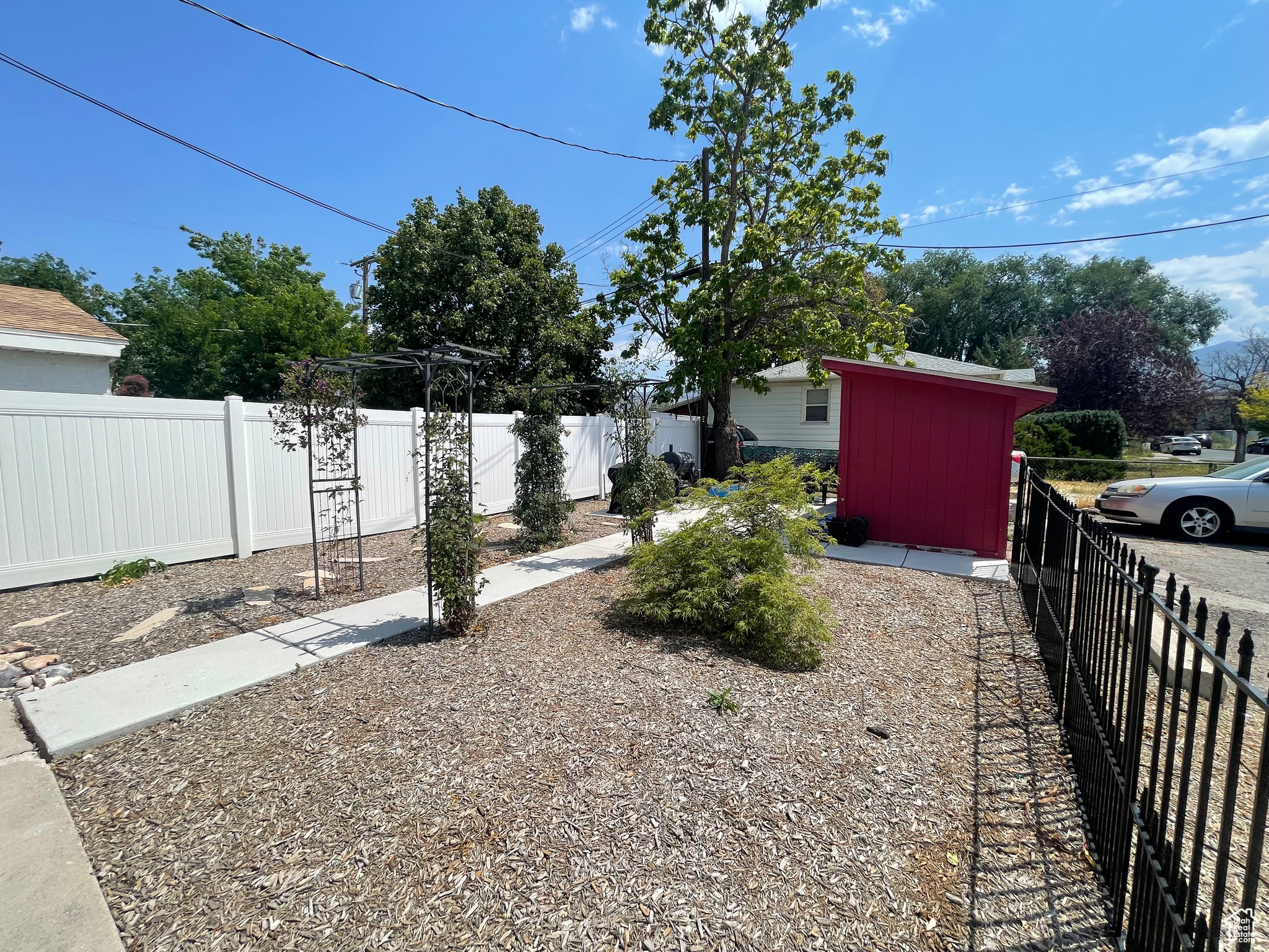 TEN ACRE PLAT A BIG - Residential Income