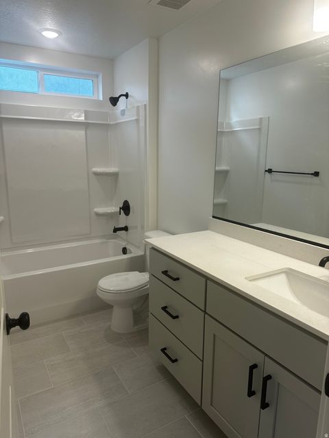 Tiny photo for 15 S LUNAR WAY RD, Mapleton, UT 84664 (MLS # 2132460)