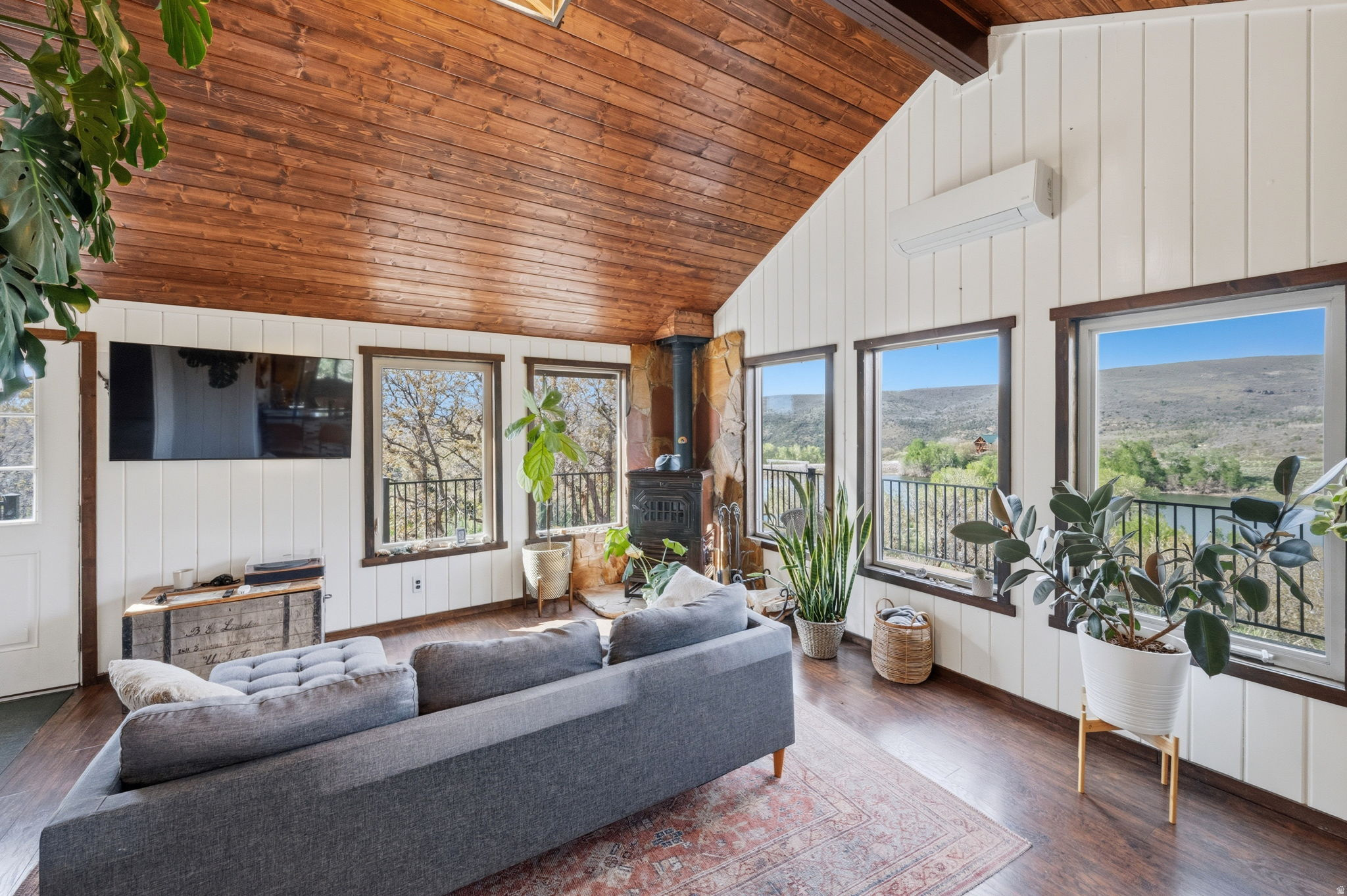 TIMBER LAKES - Residential