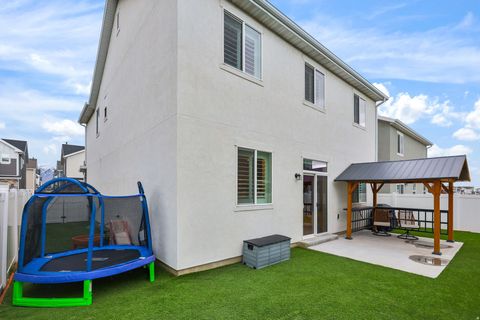 Tiny photo for 2154 W LYDIA LN, Syracuse, UT 84075 (MLS # 2127543)