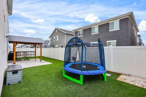 Tiny photo for 2154 W LYDIA LN, Syracuse, UT 84075 (MLS # 2127543)