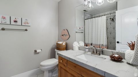 Tiny photo for 643 W RIDGEWOOD CIR, Farmington, UT 84025 (MLS # 2114703)