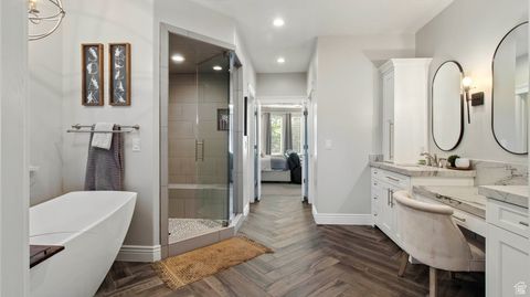 Tiny photo for 643 W RIDGEWOOD CIR, Farmington, UT 84025 (MLS # 2114703)
