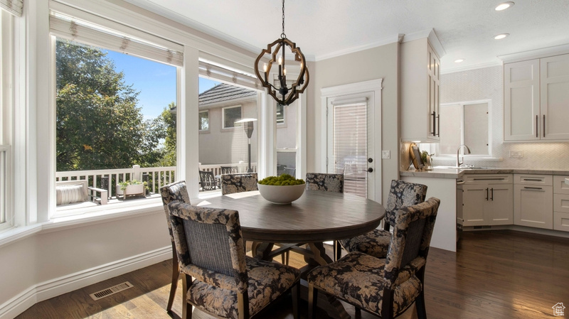 RIDGEPOINT - Residential