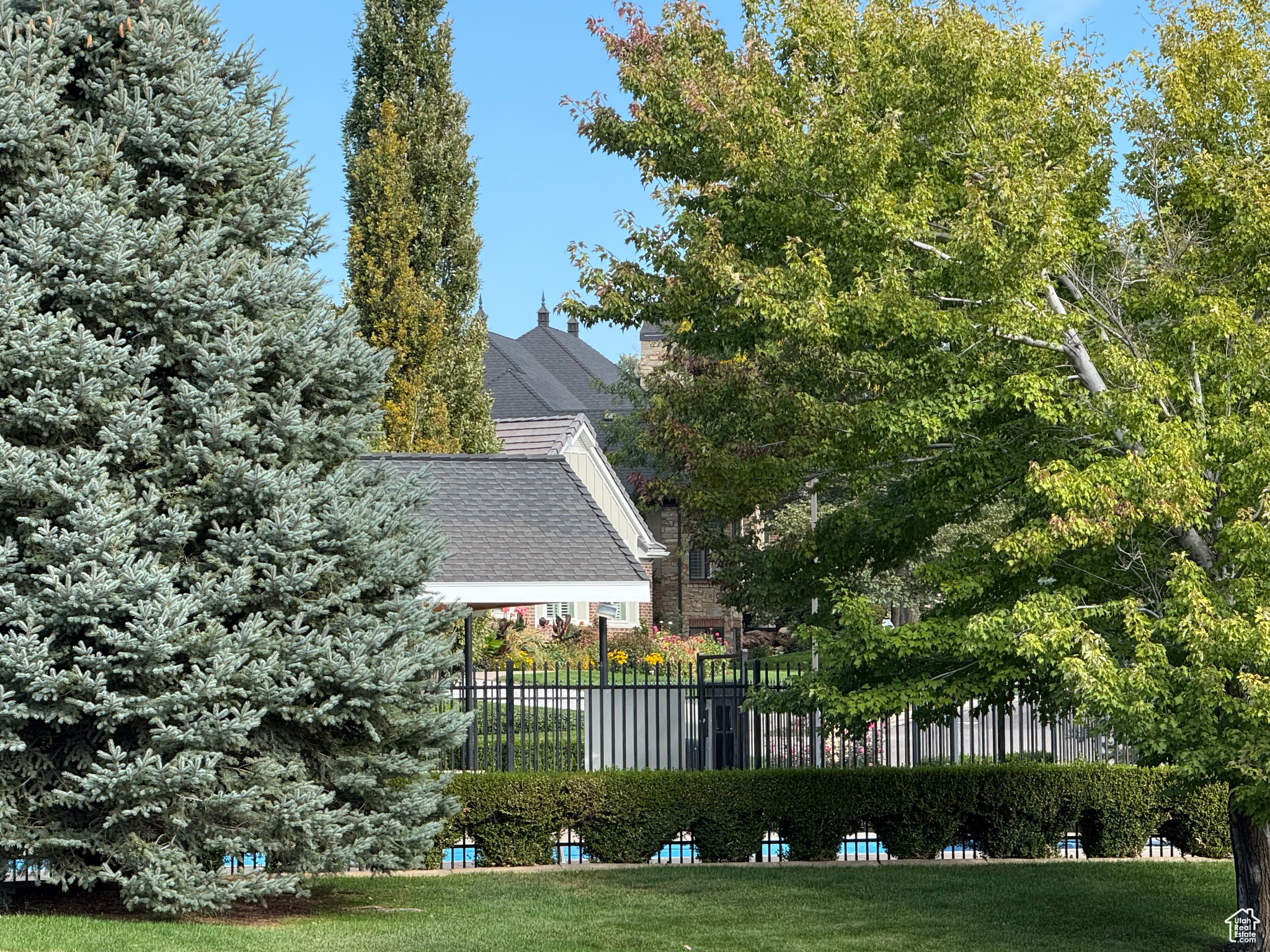 RIDGEPOINT - Residential