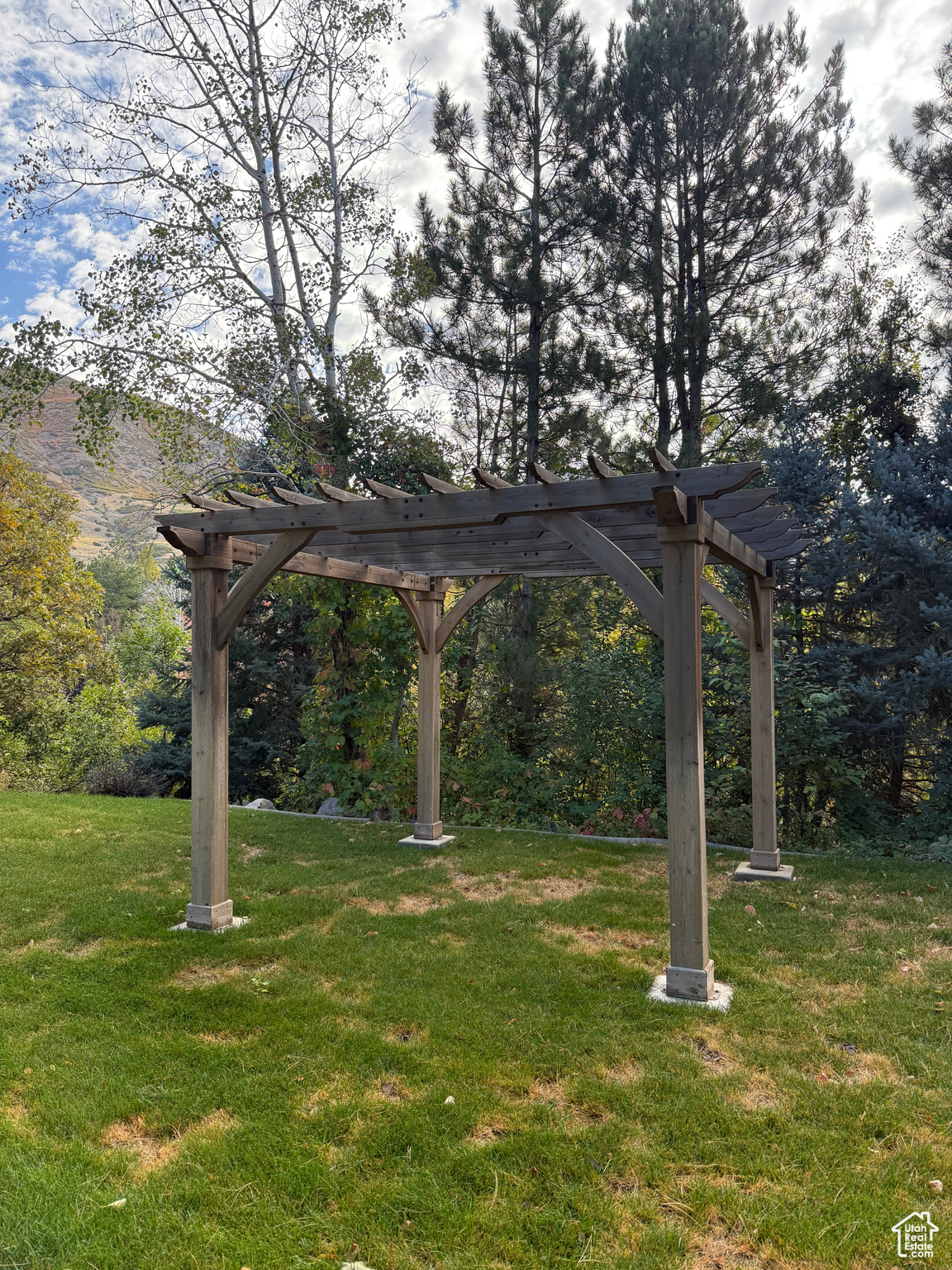 RIDGEPOINT - Residential