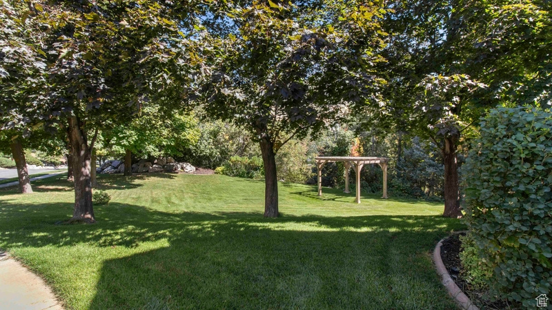 RIDGEPOINT - Residential