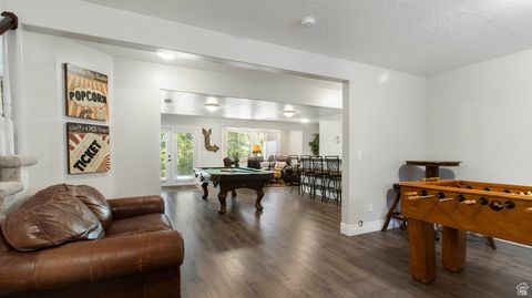 Tiny photo for 643 W RIDGEWOOD CIR, Farmington, UT 84025 (MLS # 2114703)
