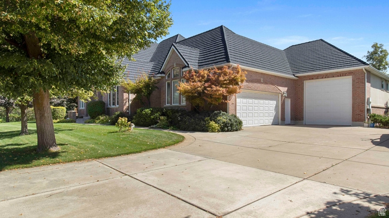 RIDGEPOINT - Residential