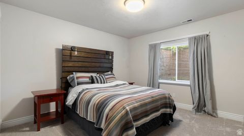 Tiny photo for 643 W RIDGEWOOD CIR, Farmington, UT 84025 (MLS # 2114703)