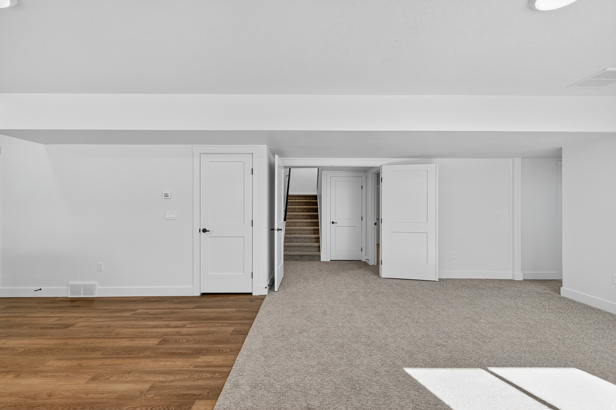 DIAMOND E - Residential