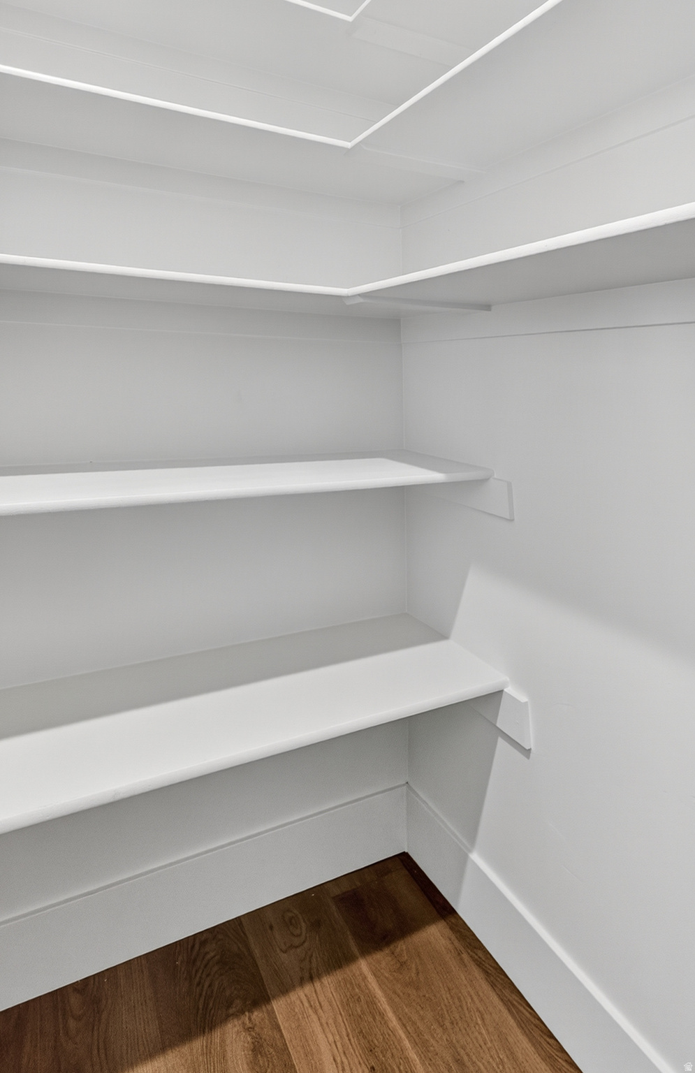 DIAMOND E - Residential