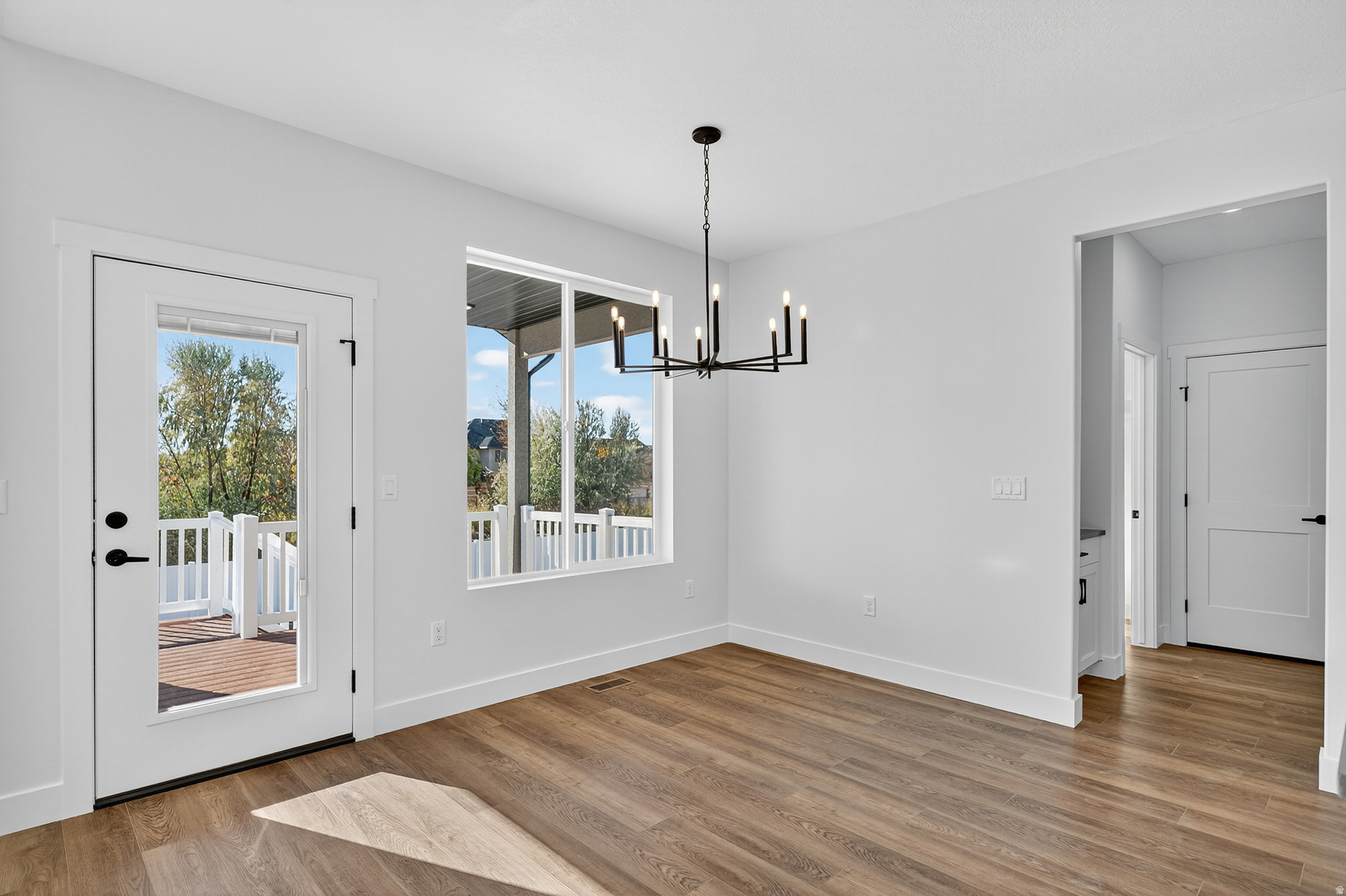 DIAMOND E - Residential