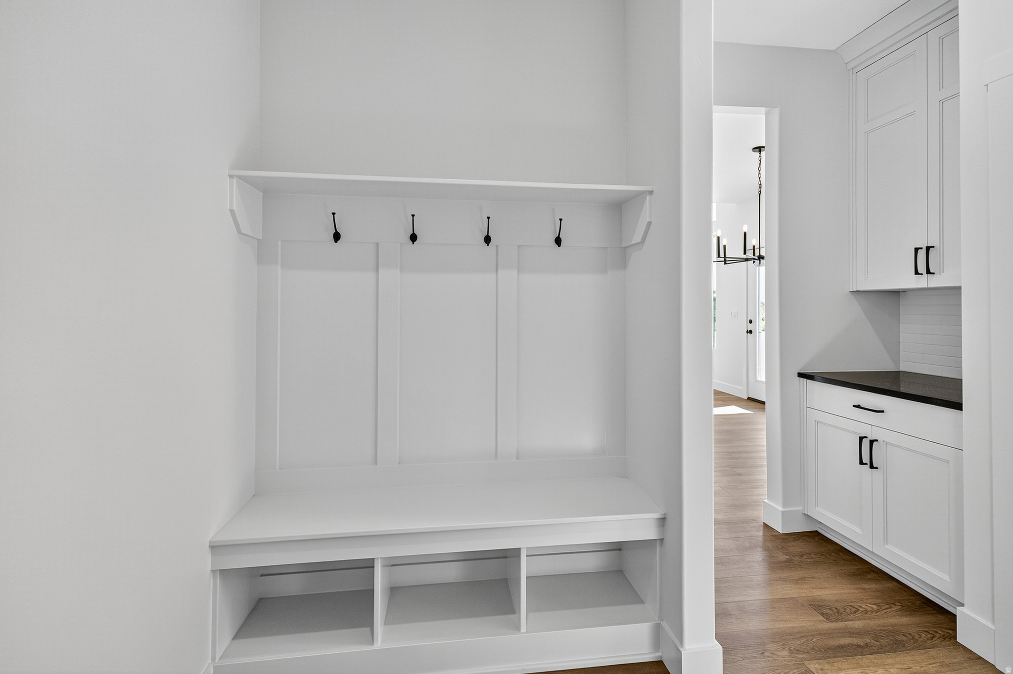 DIAMOND E - Residential