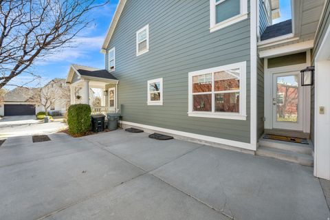 Tiny photo for 11676 S HARVEST RAIN AVE, South Jordan, UT 84009 (MLS # 2144416)
