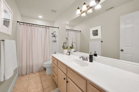 Tiny photo for 11676 S HARVEST RAIN AVE, South Jordan, UT 84009 (MLS # 2144416)
