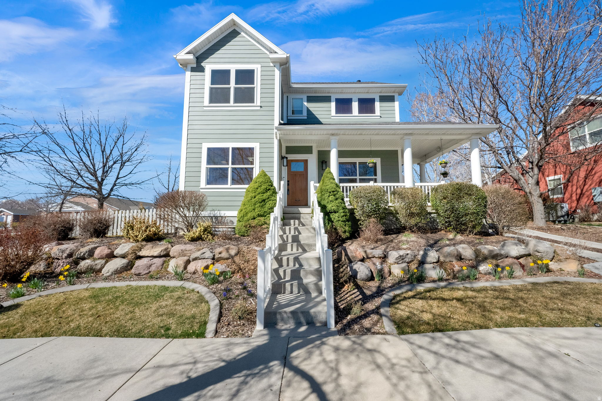 DAYBREAK - Residential