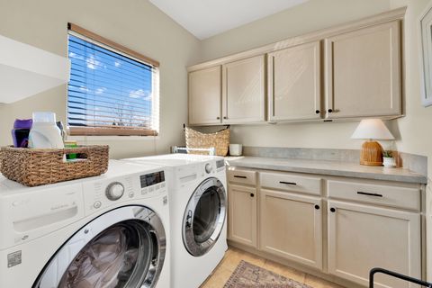 Tiny photo for 11676 S HARVEST RAIN AVE, South Jordan, UT 84009 (MLS # 2144416)