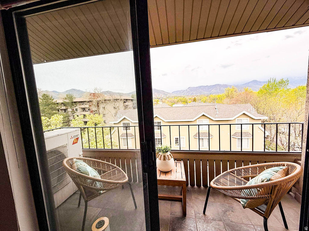 TOWNE PARK - Residential