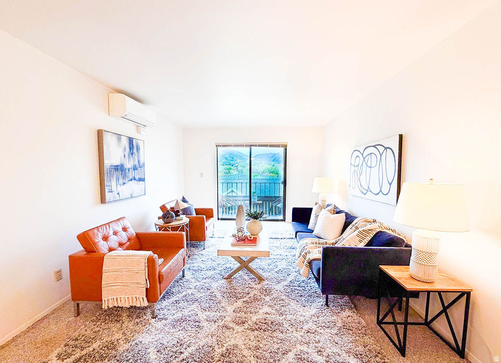 TOWNE PARK - Residential