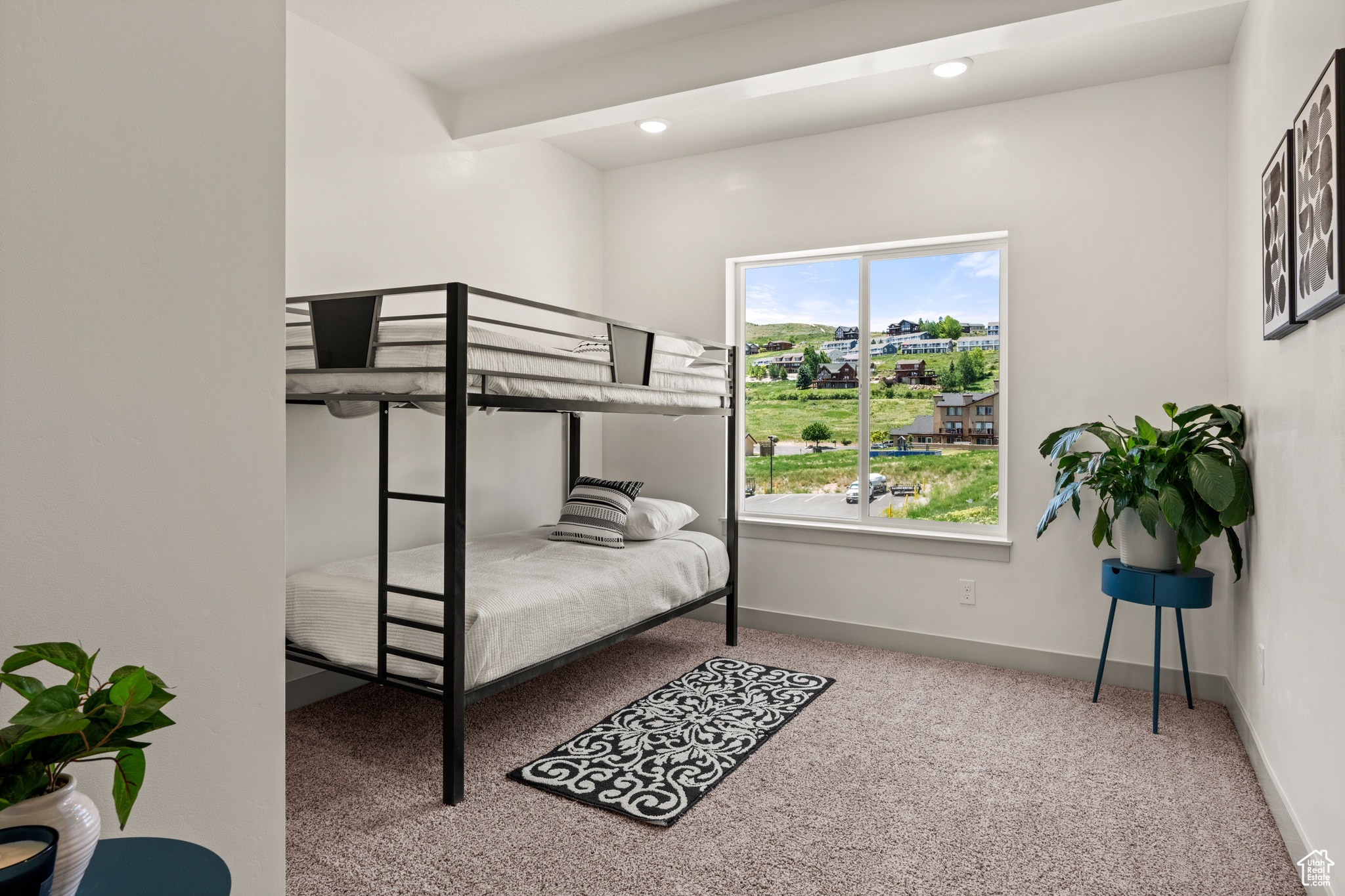 HARBORVIEW TOWNHOMES - Residential