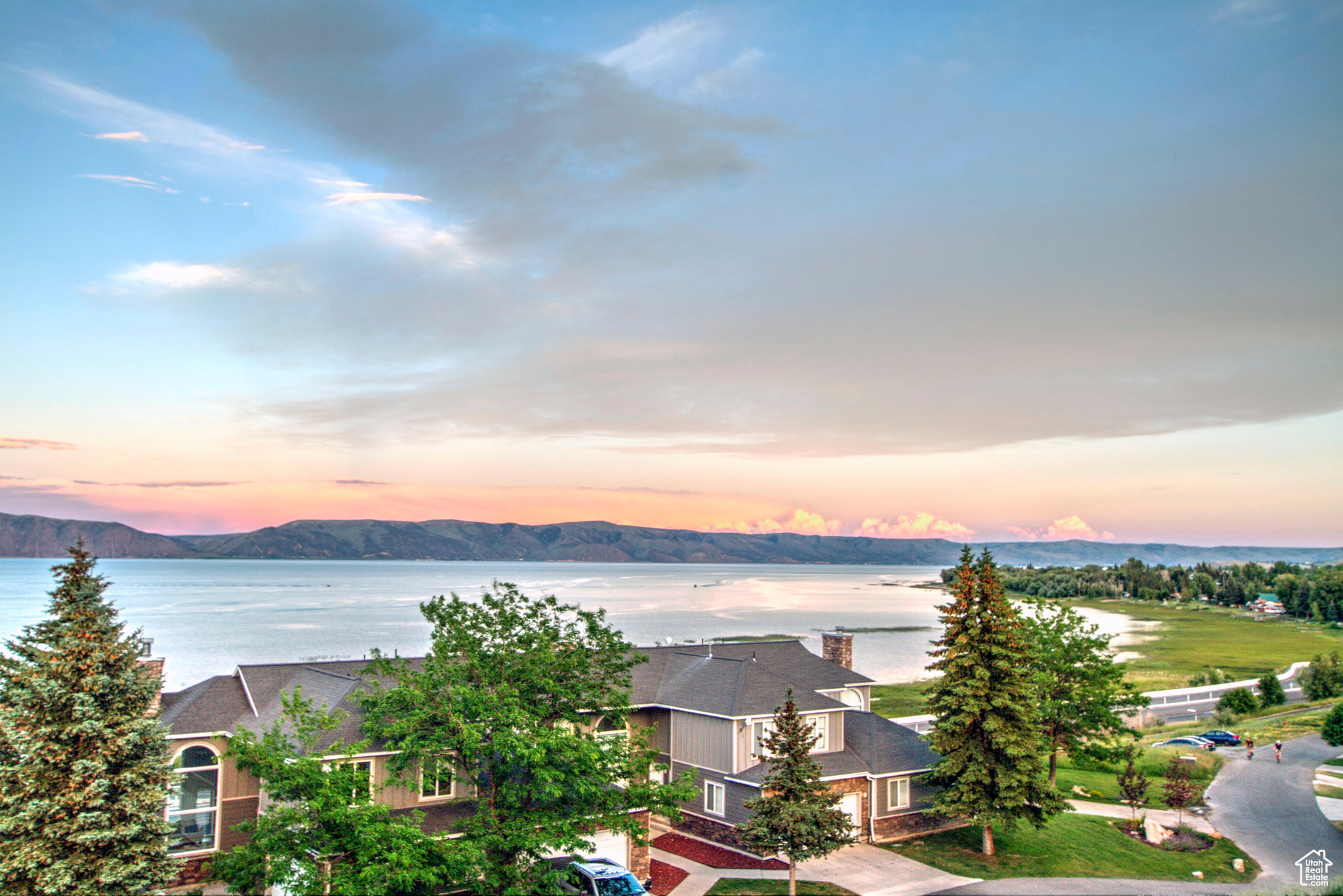 HARBORVIEW TOWNHOMES - Residential