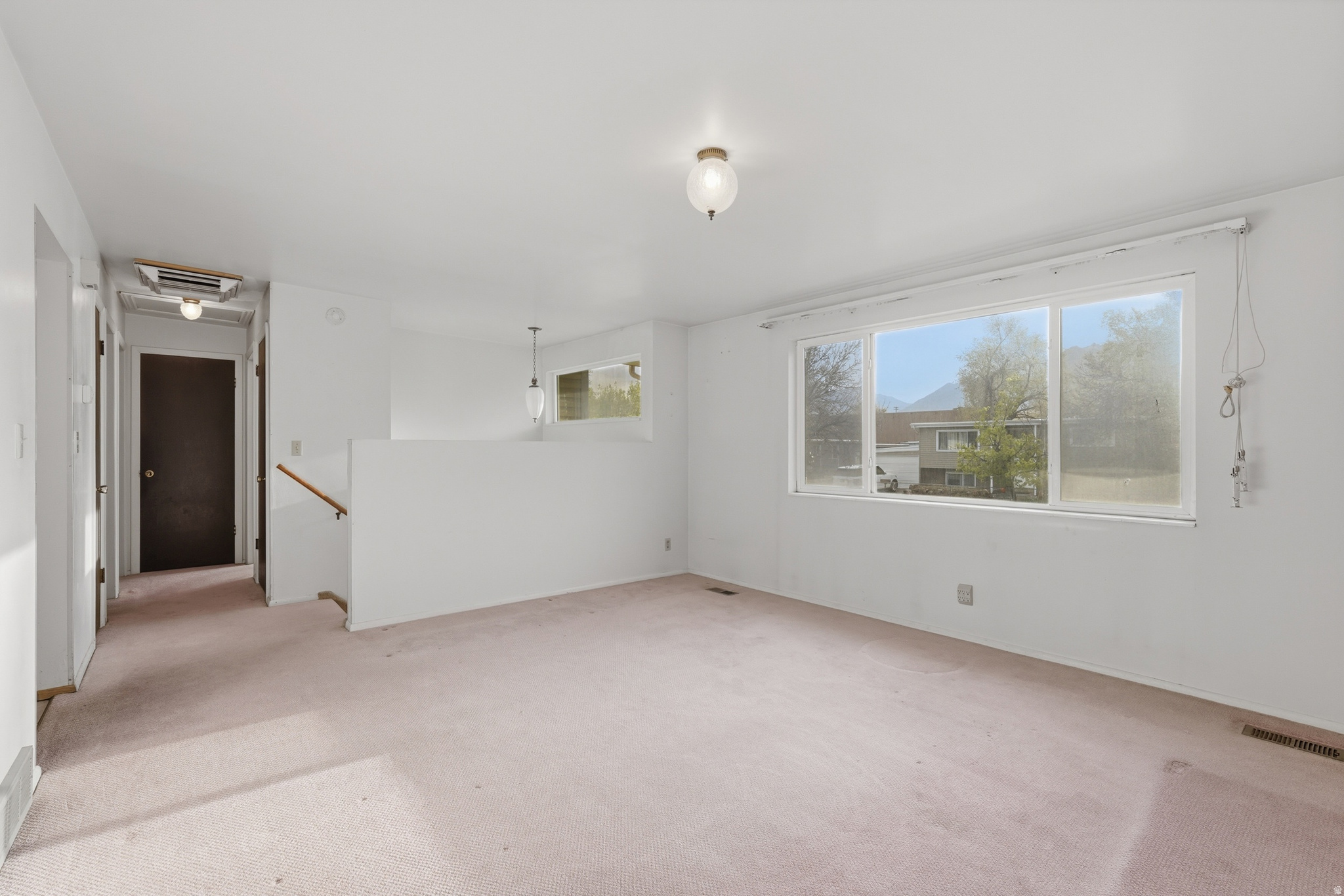 SANDY HEIGHTS - Residential