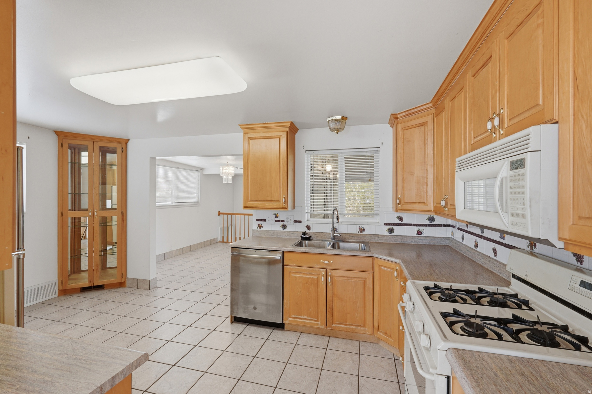 SANDY HEIGHTS - Residential