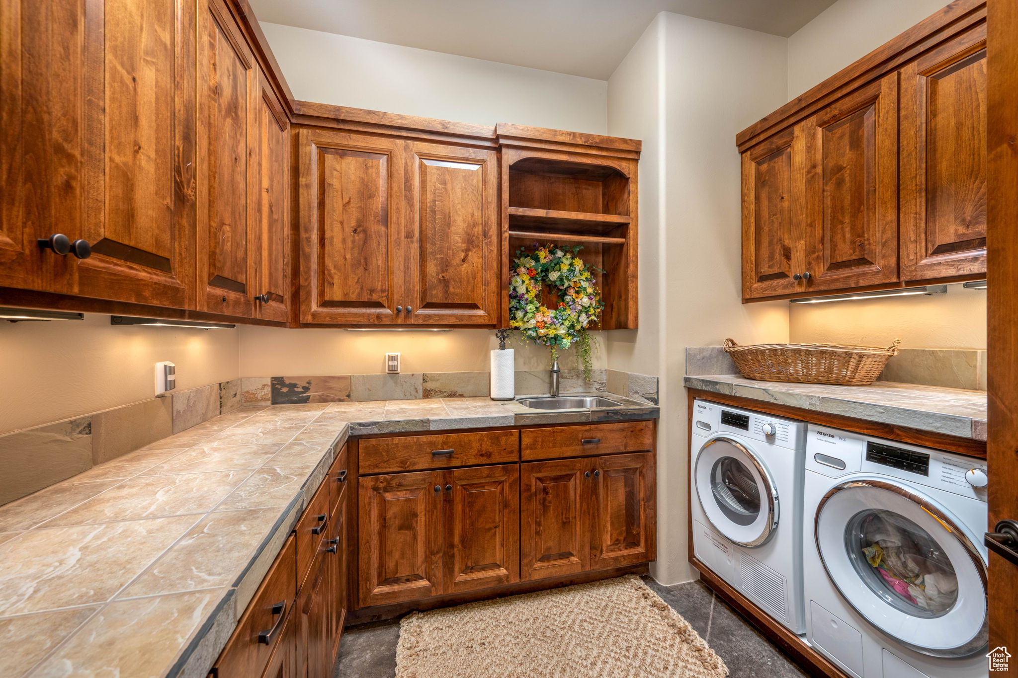 KACHINA SPRINGS EAST - Residential