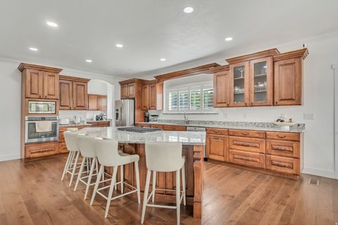 Tiny photo for 7658 S 1095 E, Midvale, UT 84047 (MLS # 2153152)