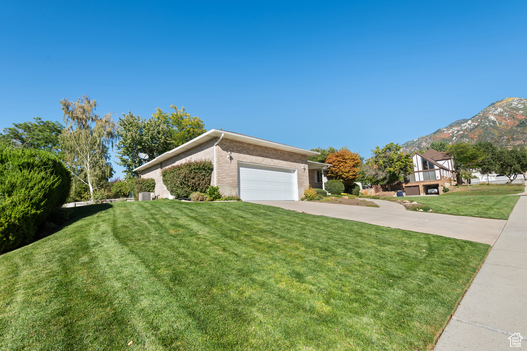 2207 E 11620, Sandy, Utah image 2