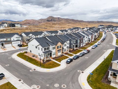 Tiny photo for 993 N WAYNE DR, Saratoga Springs, UT 84045 (MLS # 2135344)