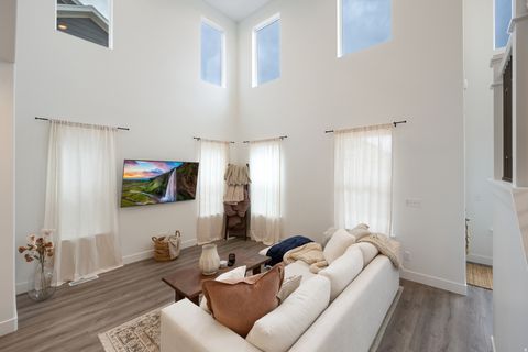 Tiny photo for 993 N WAYNE DR, Saratoga Springs, UT 84045 (MLS # 2135344)