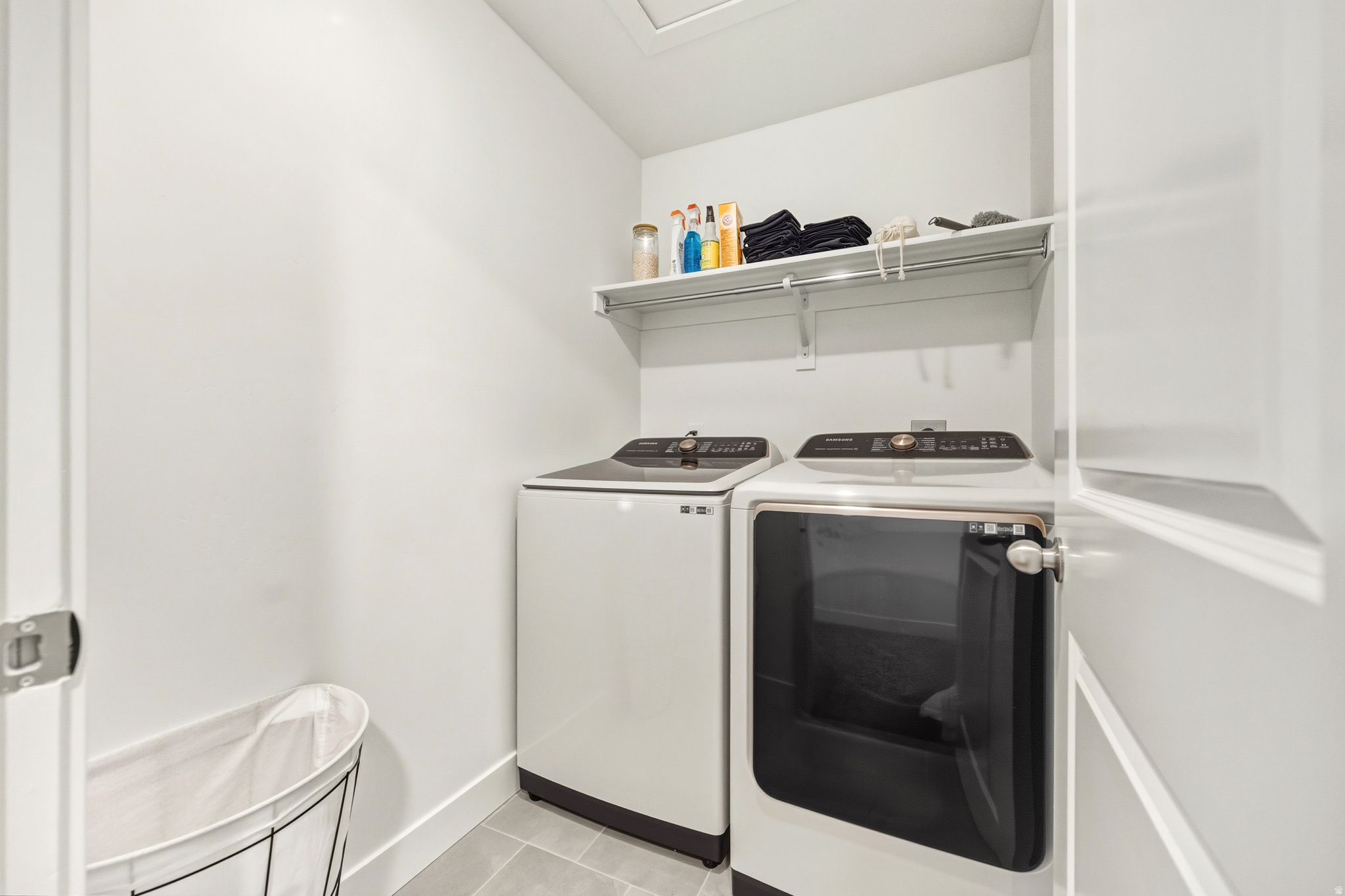 RIDGEHORNE - Residential