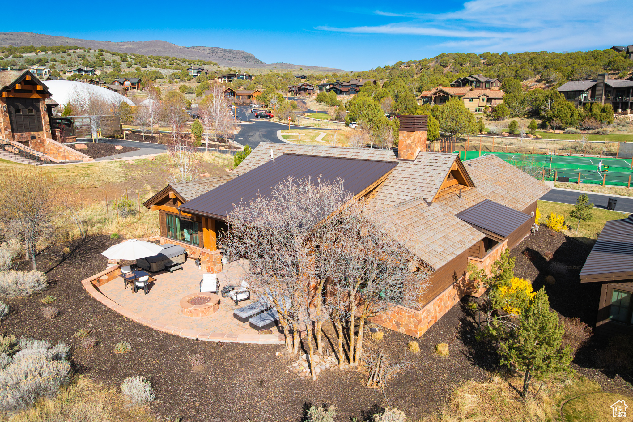 RED LEDGES - Residential