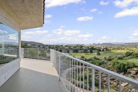 Tiny photo for 2262 S 1400 E, Saint George, UT 84790 (MLS # 2185848)