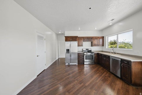 Tiny photo for 2262 S 1400 E, Saint George, UT 84790 (MLS # 2185848)