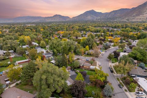 Tiny photo for 5766 S BEAUMONT DR, Holladay, UT 84121 (MLS # 2118525)