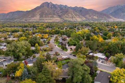 Tiny photo for 5766 S BEAUMONT DR, Holladay, UT 84121 (MLS # 2118525)