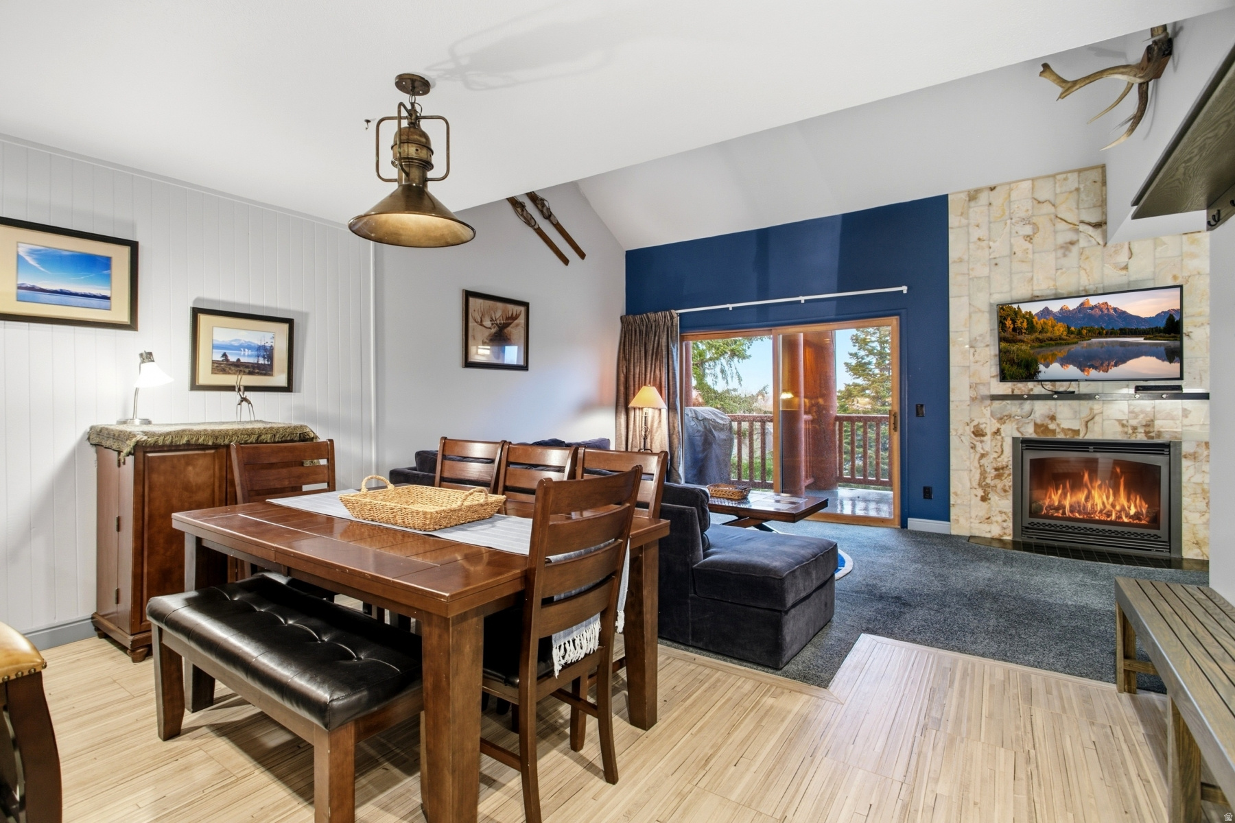 SNOW FLOWER - Residential