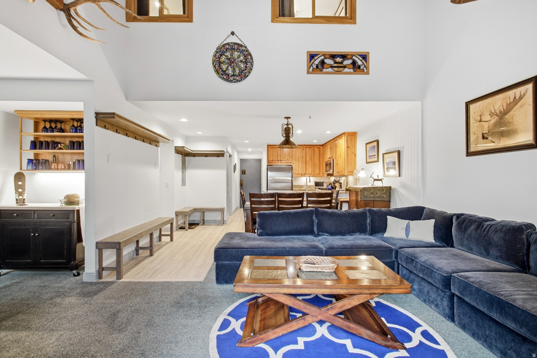 SNOW FLOWER - Residential