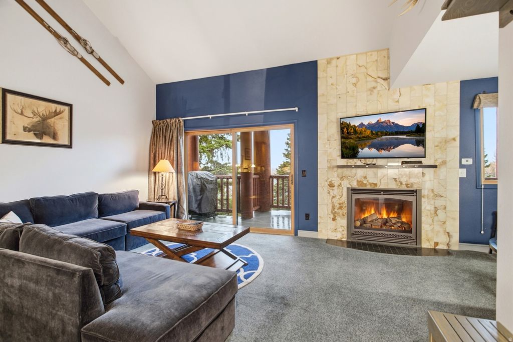 Photo of 401 SILVER KING DR #30, Park City, UT 84060 (MLS # 2128007)