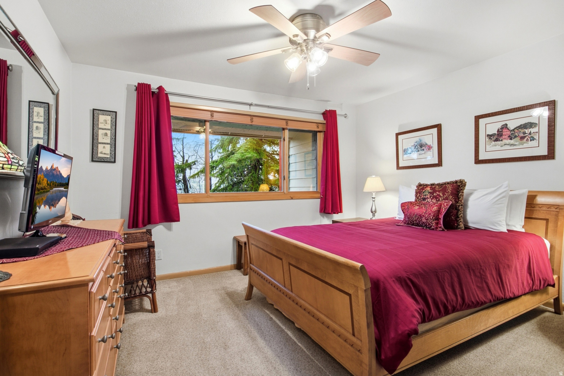 SNOW FLOWER - Residential