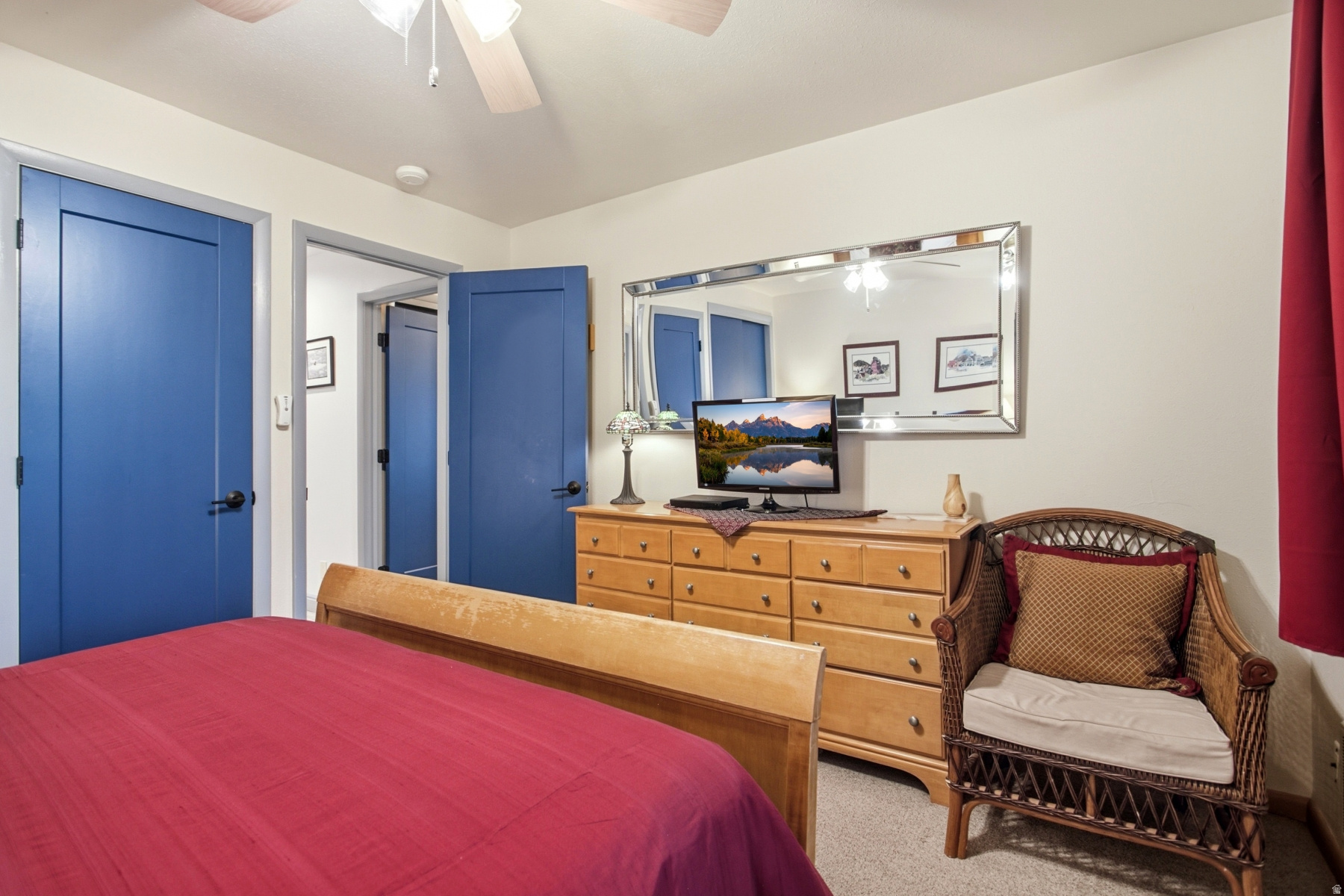 SNOW FLOWER - Residential