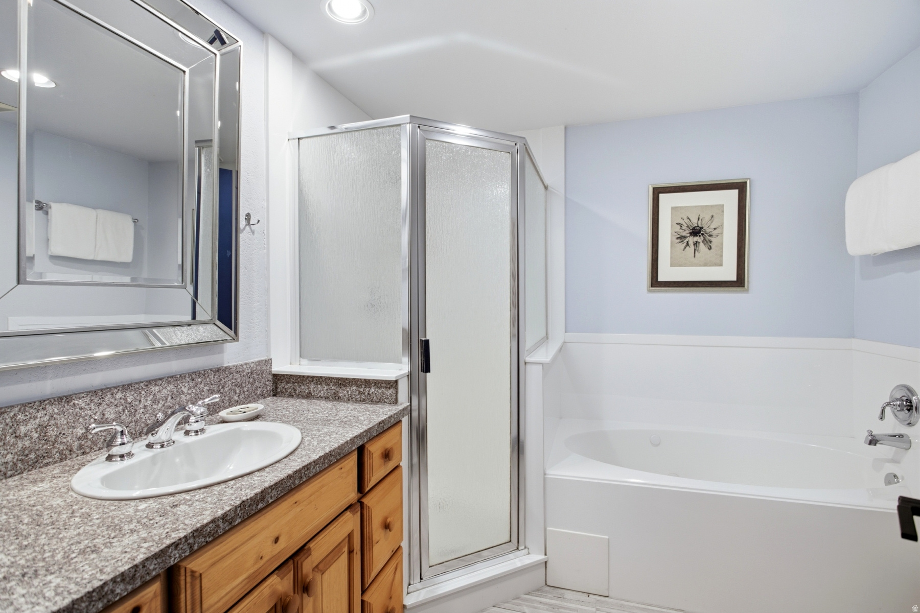 SNOW FLOWER - Residential