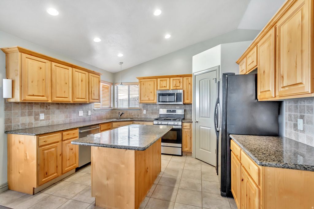 Photo of 7074 S RIALTO WAY, West Jordan, UT 84081 (MLS # 2156011)